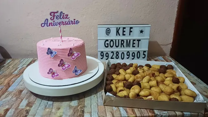 Kit festas. Salgados e doces..