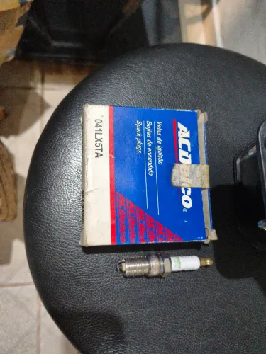 Vela automotiva