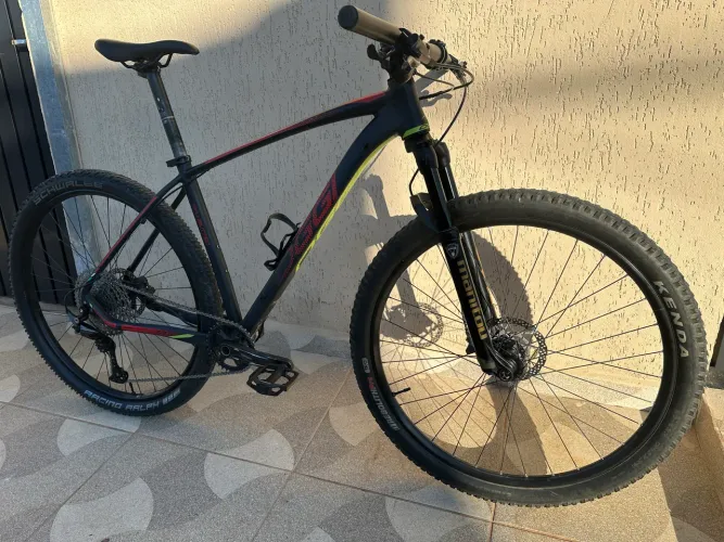 Bicicleta Oggi 7.3