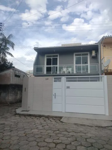 Casa de 3 dormitósios à venda no bairro Abraão