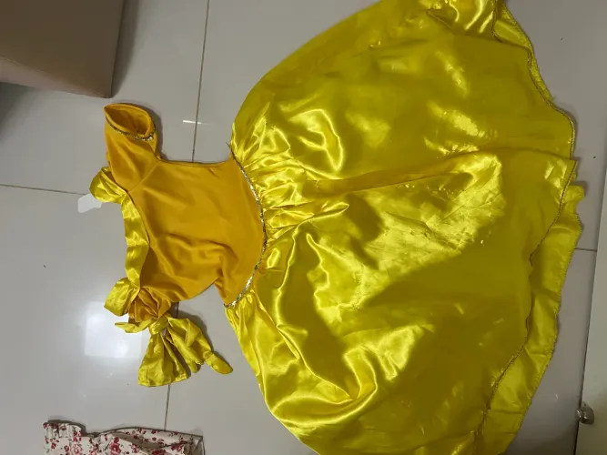 Vende se vestido