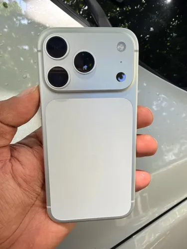 iPhone 17 Pro 256GB seminovo