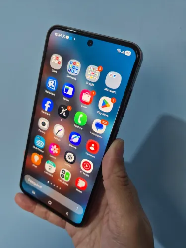 Samsung S24 Fe todo ok