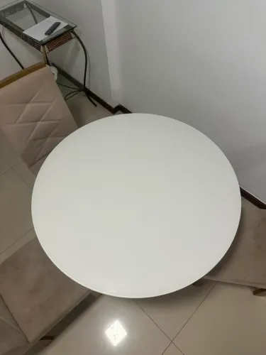 Mesa de jantar tampo de vidro