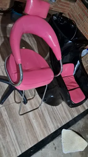 Cadeira e lavatorio de cabeleireira