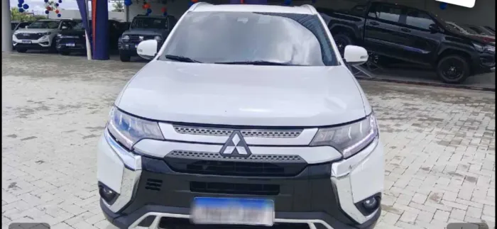 Mitsubishi Outlander HPE-S 2.2 Diesel 4X4 Aut. 2021