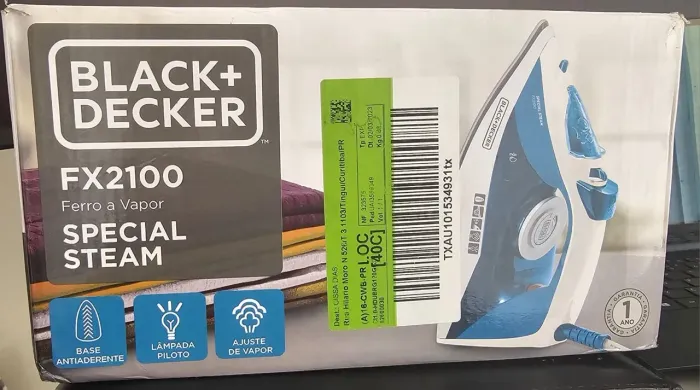 Ferro de Passar Black & Decker FX2100 a vapor