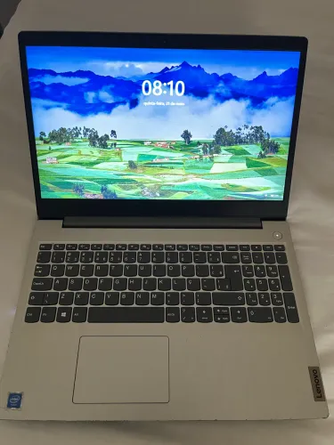 Notebook Lenovo Ideapad em perfeito estado