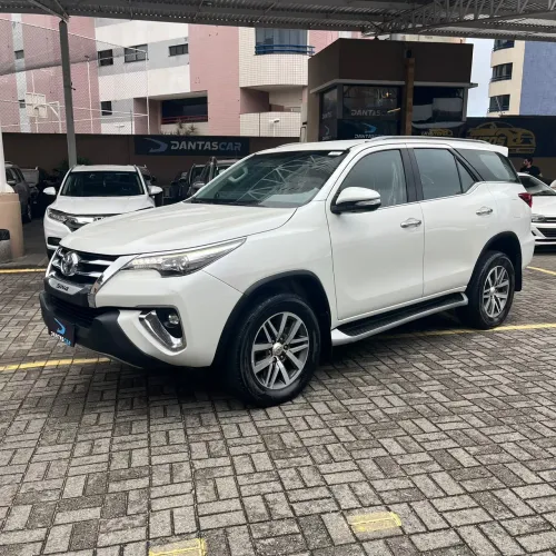 Toyota Hilux CD SRX 4X4 2.8 TDI 16V Diesel Aut. 2019