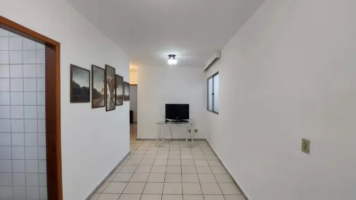 Apartamento SEMI-MOBILIADO de 03 quartos (1 suíte), 1 vaga no Buritis