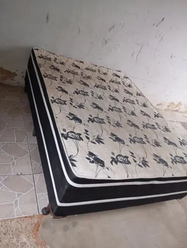 Cama box casal conjugado
