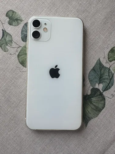 iPhone 11