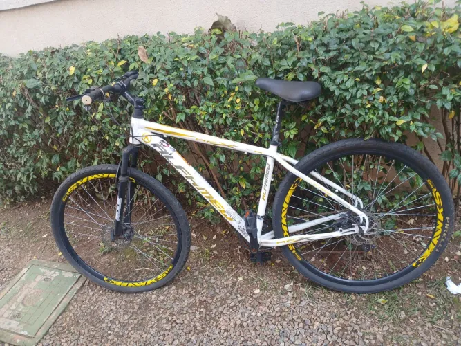 bicicleta aro 29 - alfameq - precisa de reparos
