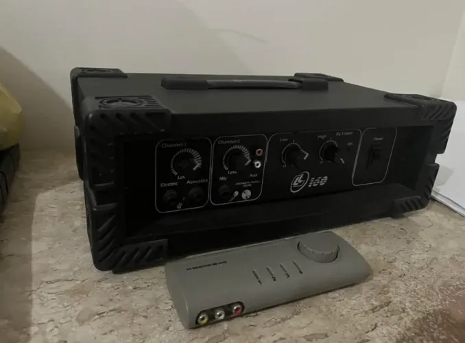 Amplificador de som multiuso marca LL Áudio 