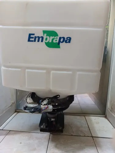 Plantadeira de Sementes