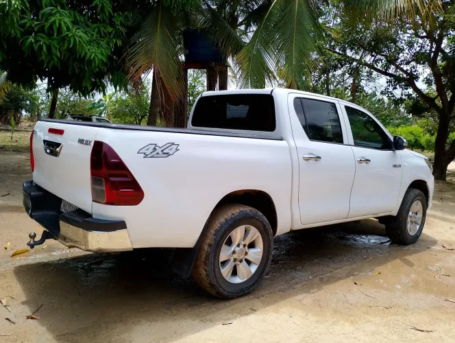 Toyota Hilux CD 4X4 2.8 Diesel Mec. 2018