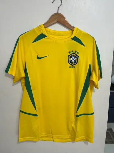 Camiseta Brasil Retrô 2002