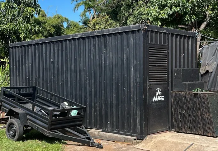 Container