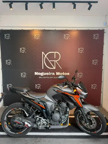NOGUEIRA MOTOS YAMAHA FZ25 FAZER CONNECTED ABS CINZA 2025
