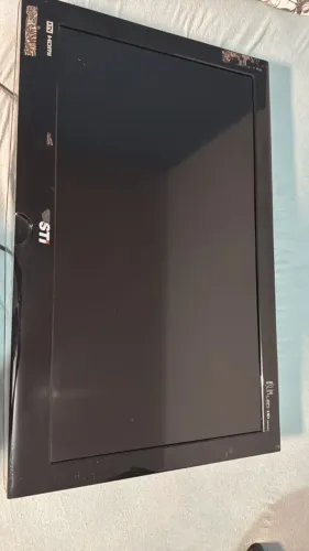TV STI 32 Polegadas LCD com HDMI ? Funcionando Perfeitamente