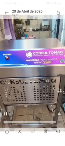 Vendo máquina de salgados (modeladora e Masseira) juntas ou separado