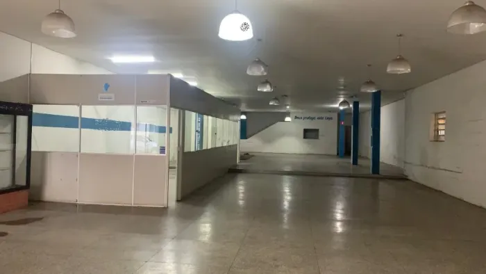 Alugo Loja na Rua São Luiz em Marilia - SP, 300 M2 + mezanino