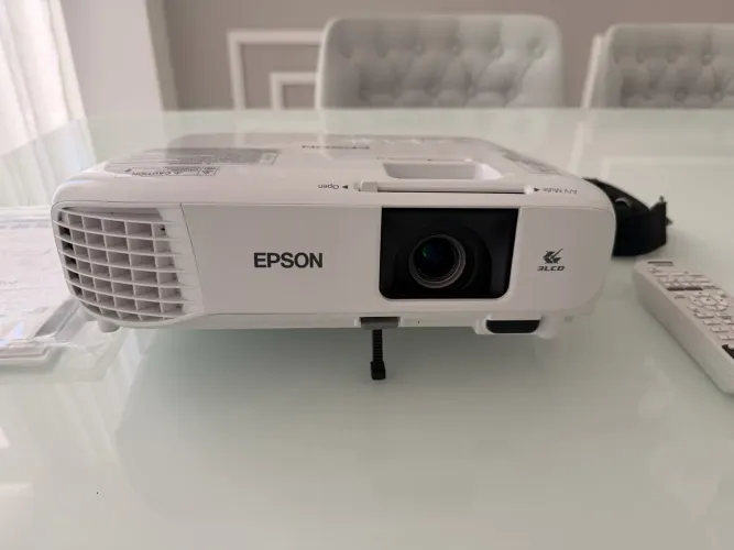 Projetor Epson PowerLite E20