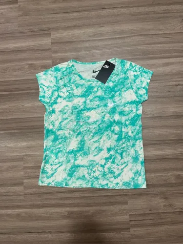 Camiseta Nike Feminina Tye Die Dry Fit