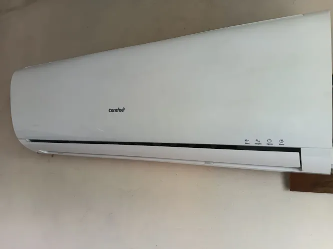Ar Comfee 12000btu