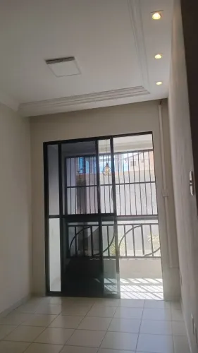Alugo apartamento