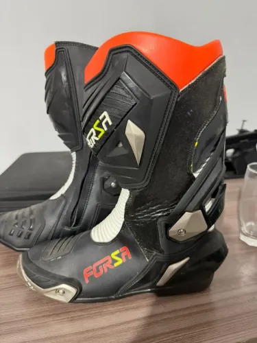 Bota Forsa NEW HORNET V3