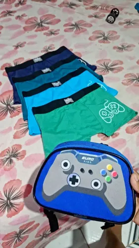 Roupa infantil íntima