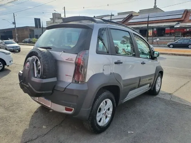 Fiat Idea Adv./ Adv.lock.dualogic 1.8 Flex 5P 2011