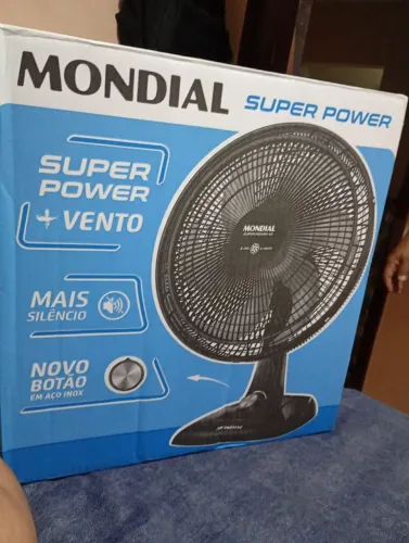 Ventilador mondial nunca usado embalado 6 paletas