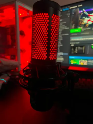 Microfone HYPERX quadcast (com caixa)