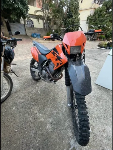 Vendo tornado preparada para trilha