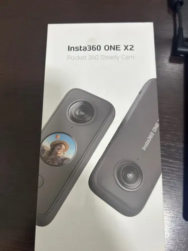 Câmera insta360 ONE X2