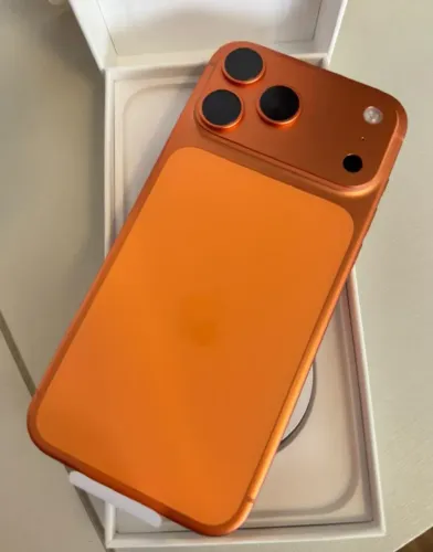 iPhone 17 PRO 256GB  LARANJA ou Branco + GARANTIA APPLE semi novo