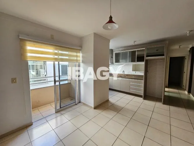 Excelente Apartamento 2 dormitório(s) em Serraria - São José