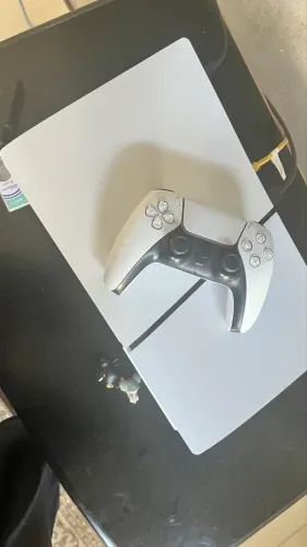 Ps5 slim. Mídia digital