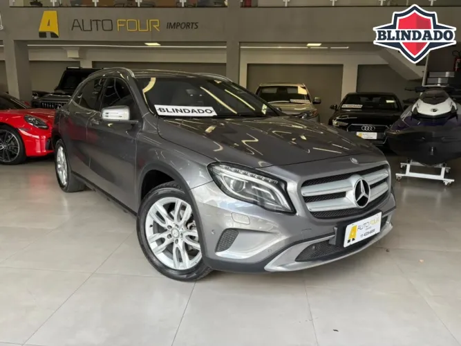 Mercedes-Benz GLA 200 Adv. 1.6/1.6 TB 16V Flex Aut. 2016