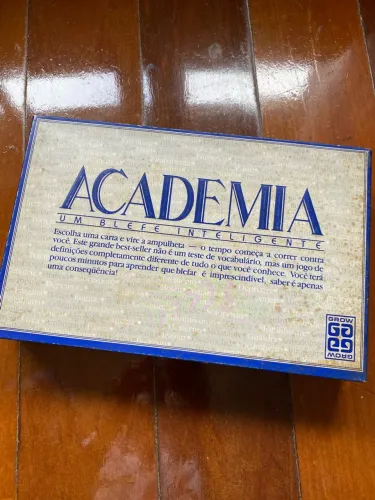 Jogo de tabuleiro Academia - Grow