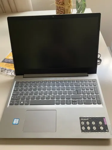 COM AVARIA: Notebook Lenovo IdeaPad S145 - Intel Core i5 | 8GB RAM | HD 1TB