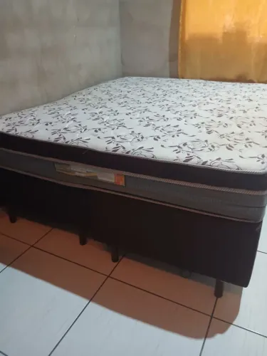 Cama de casal vendo com apenas 5 meses de uso