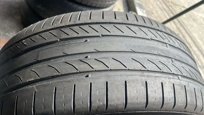 Pneu Continental 255/45 R19