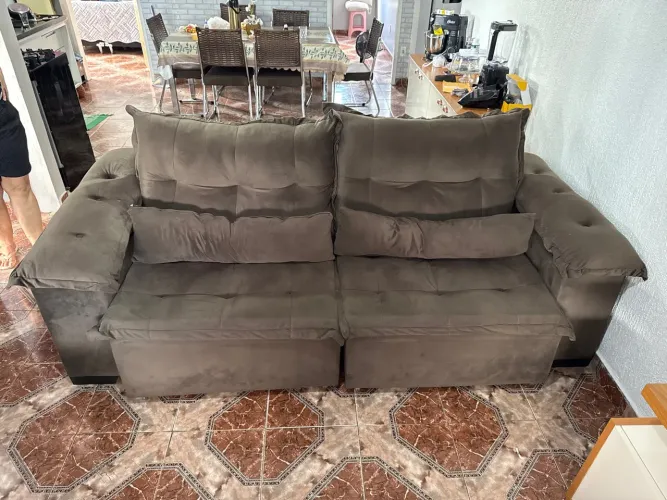 Sofá com 2 meses de comprado