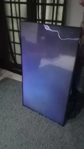 Vendo TV Samsung 55 polegadas Q70AAG com defeito 
