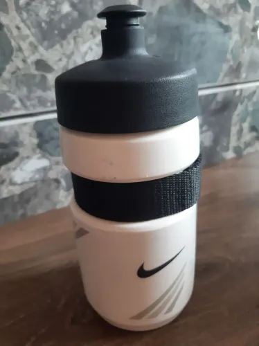 Garrafa original Nike Branca nova