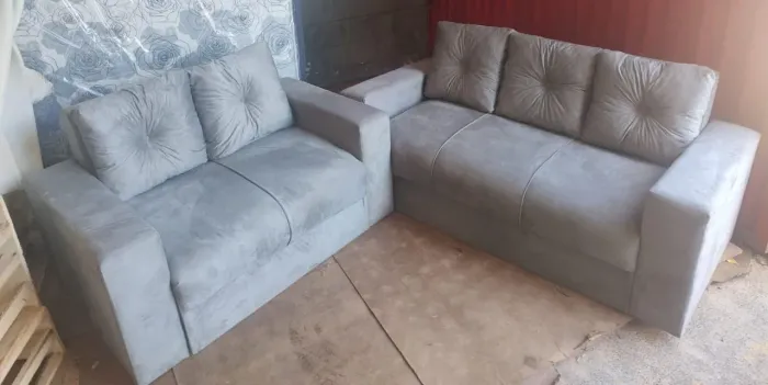 Venda de sofá e entros