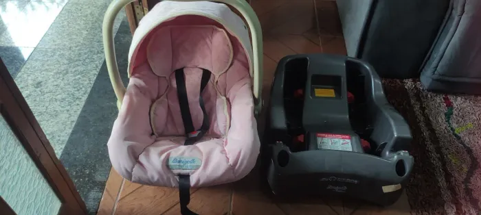 Vendo bebê conforto com base